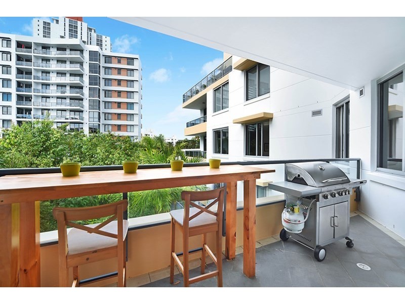 1 Aqua Street, Southport QLD 4215