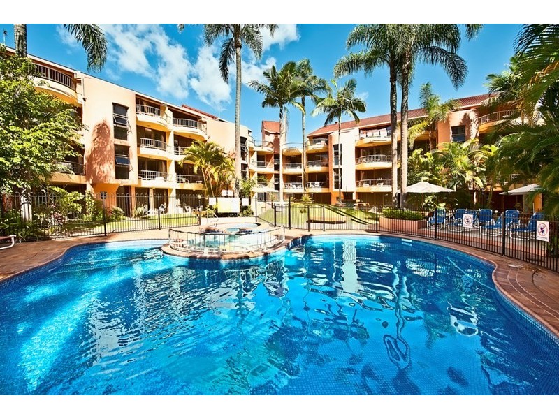 37 Enderley Avenue, Surfers Paradise QLD 4217