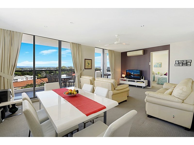 1013/3 Como Crescent, Southport QLD 4215