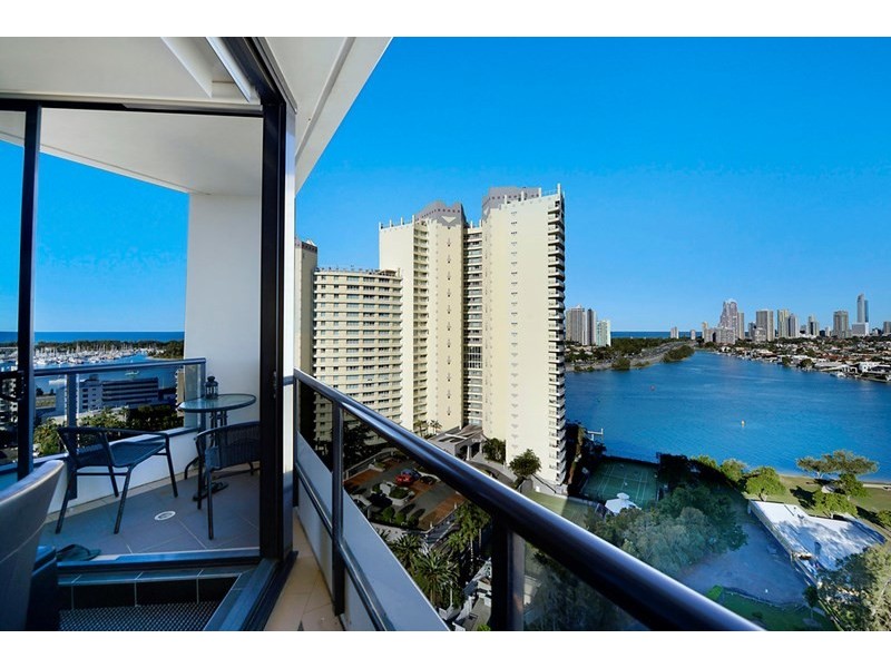 2 Aqua Street, Southport QLD 4215