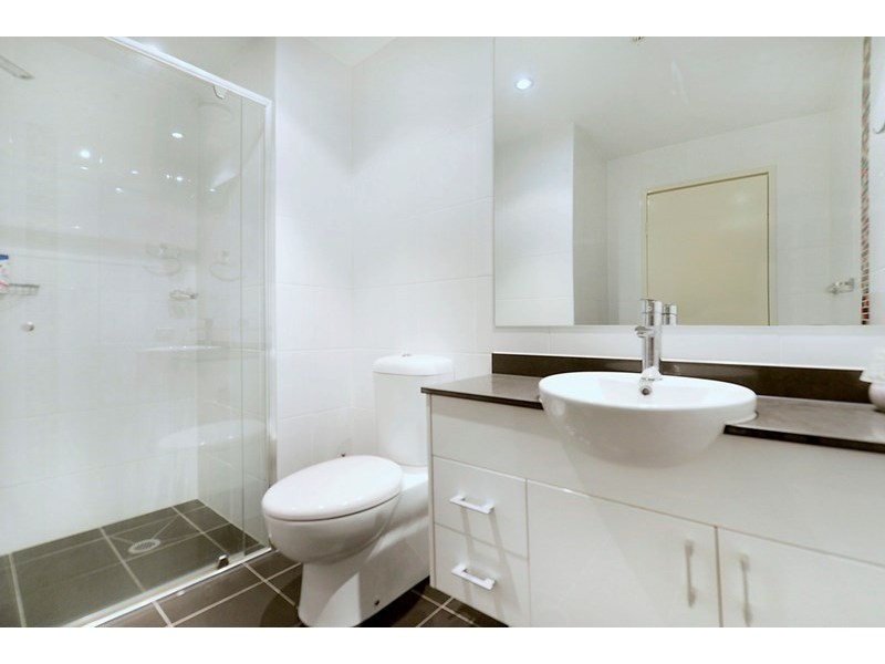 2 Aqua Street, Southport QLD 4215