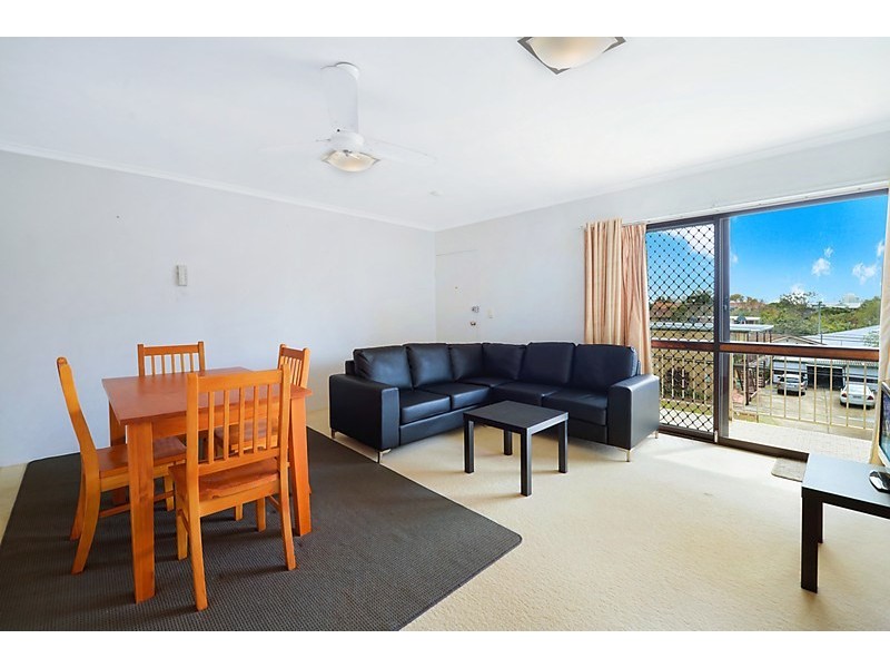7/26 Thomas Drive, Chevron Island QLD 4217