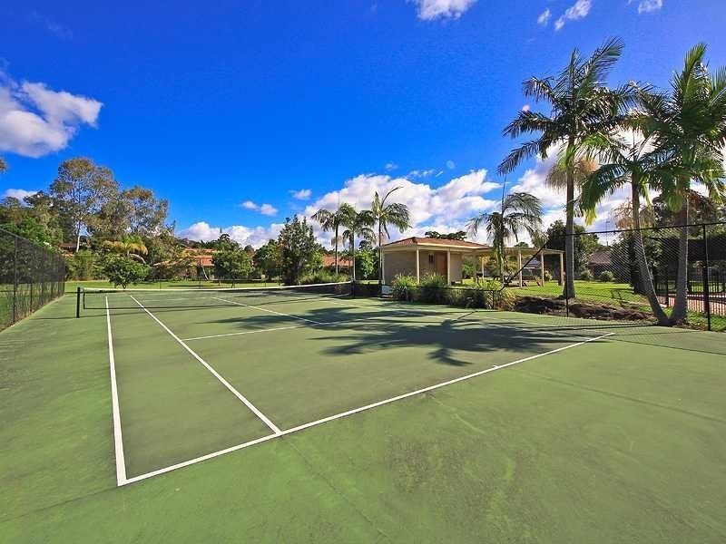 53/5 Greenlands Drive, Varsity Lakes QLD 4227