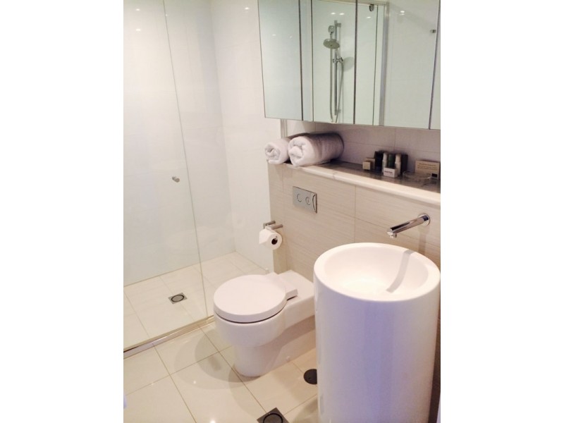 High Floor Oracle 4 Charles Street, Broadbeach QLD 4218