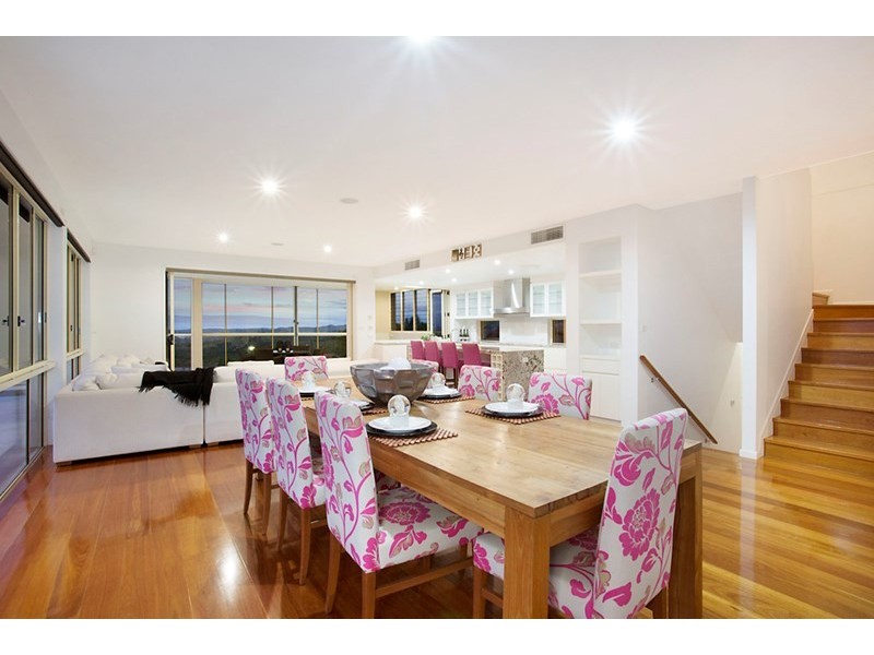 26 Chevron Rise, Highland Park QLD 4211