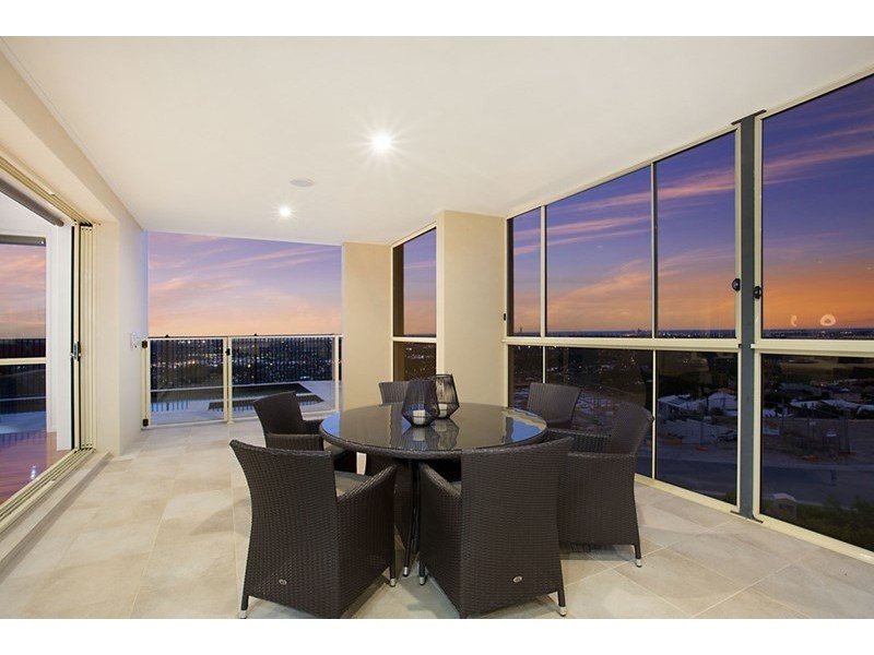 26 Chevron Rise, Highland Park QLD 4211