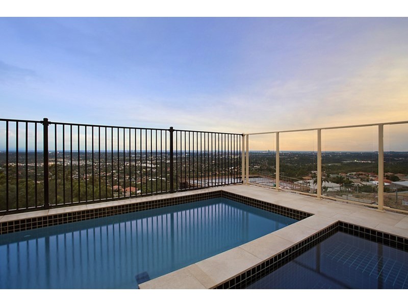 26 Chevron Rise, Highland Park QLD 4211