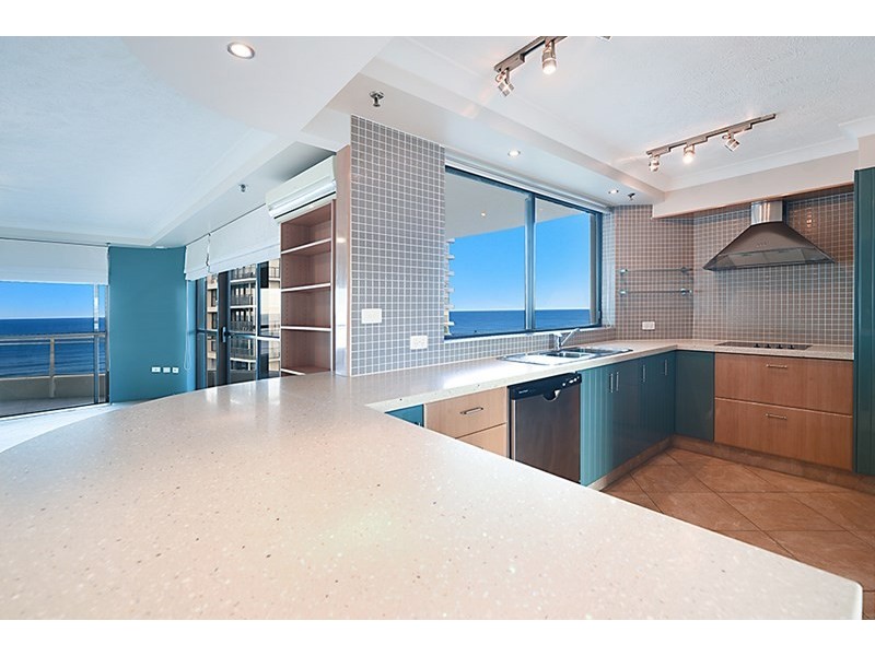 3 Cunningham Avenue, Main Beach QLD 4217