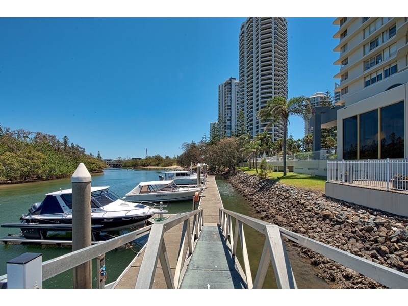 32/1 Serisier Avenue, Main Beach QLD 4217