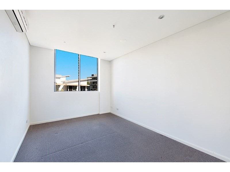 1 Aqua Street, Southport QLD 4215