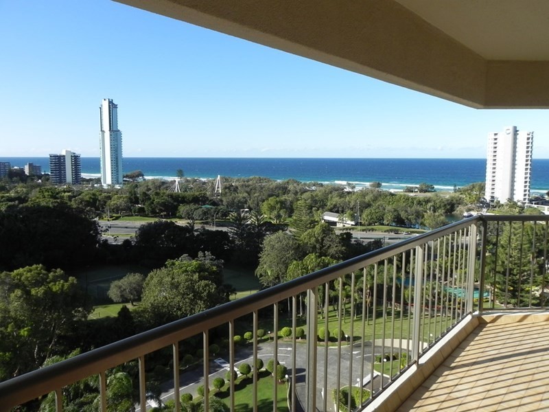 2 Admiralty Drive, Surfers Paradise QLD 4217