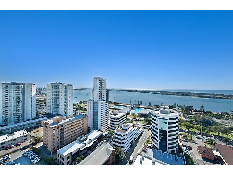 165/105 Scarborough Street, Southport QLD 4215