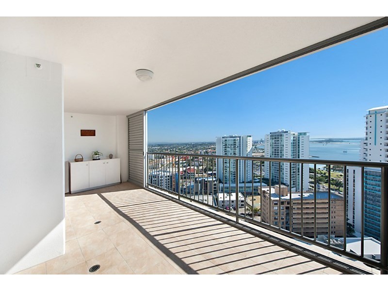 165/105 Scarborough Street, Southport QLD 4215