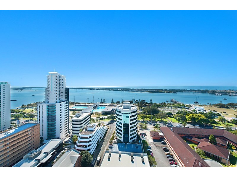 165/105 Scarborough Street, Southport QLD 4215