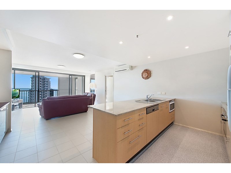 165/105 Scarborough Street, Southport QLD 4215