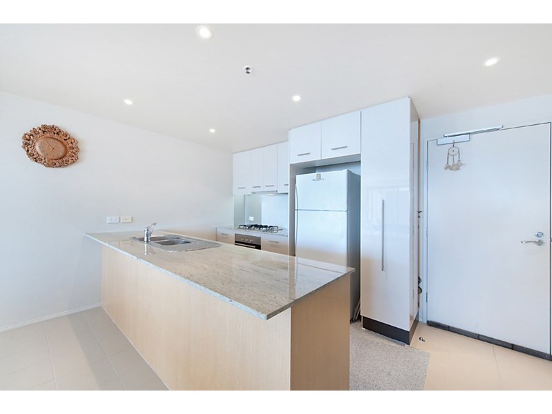 165/105 Scarborough Street, Southport QLD 4215