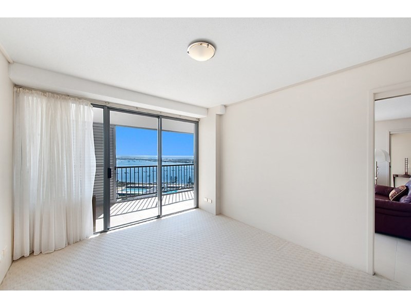 165/105 Scarborough Street, Southport QLD 4215