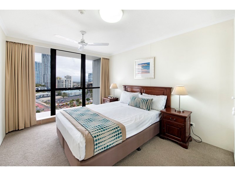 17/3277 Surfers Paradise Boulevard, Surfers Paradise QLD 4217