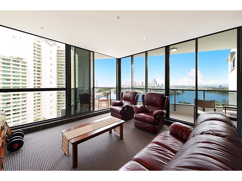 2 Aqua Street, Southport QLD 4215