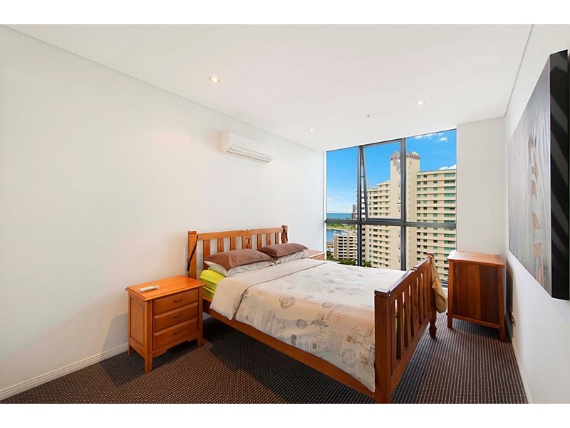 2 Aqua Street, Southport QLD 4215