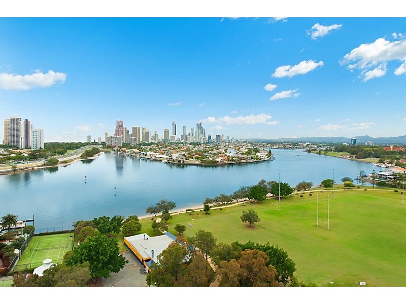 2 Aqua Street, Southport QLD 4215