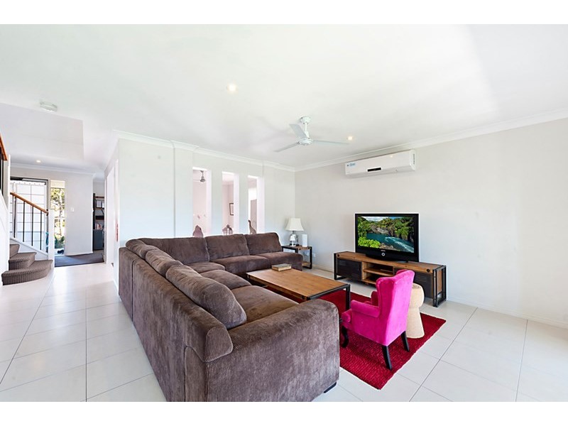 7 Harriet Lane, Oxenford QLD 4210