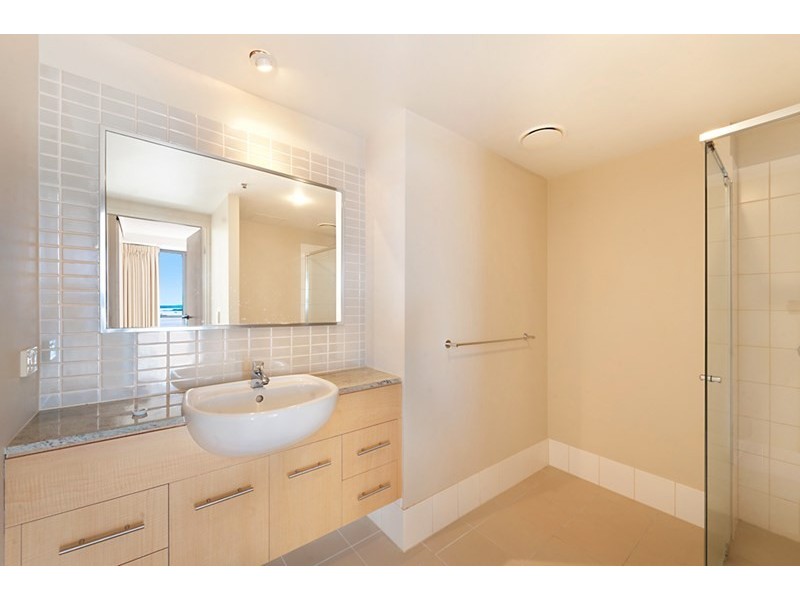 156/105 Scarborough Street, Southport QLD 4215