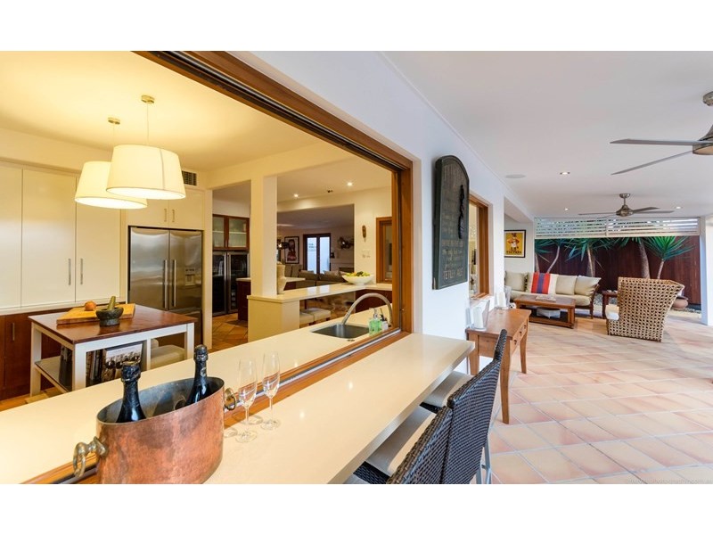 36 Blair Athol Crescent, Sorrento QLD 4217