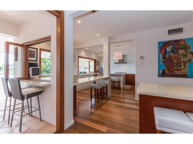 36 Blair Athol Crescent, Sorrento QLD 4217