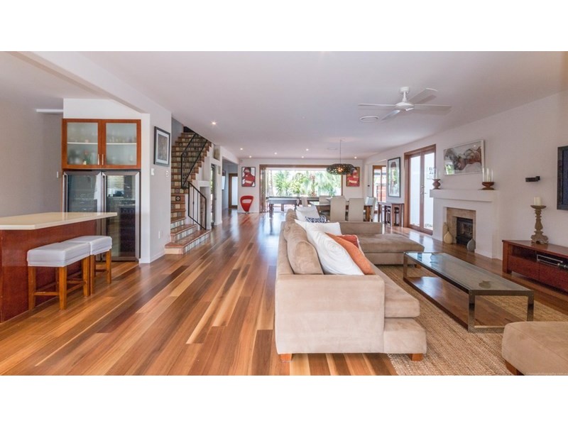 36 Blair Athol Crescent, Sorrento QLD 4217