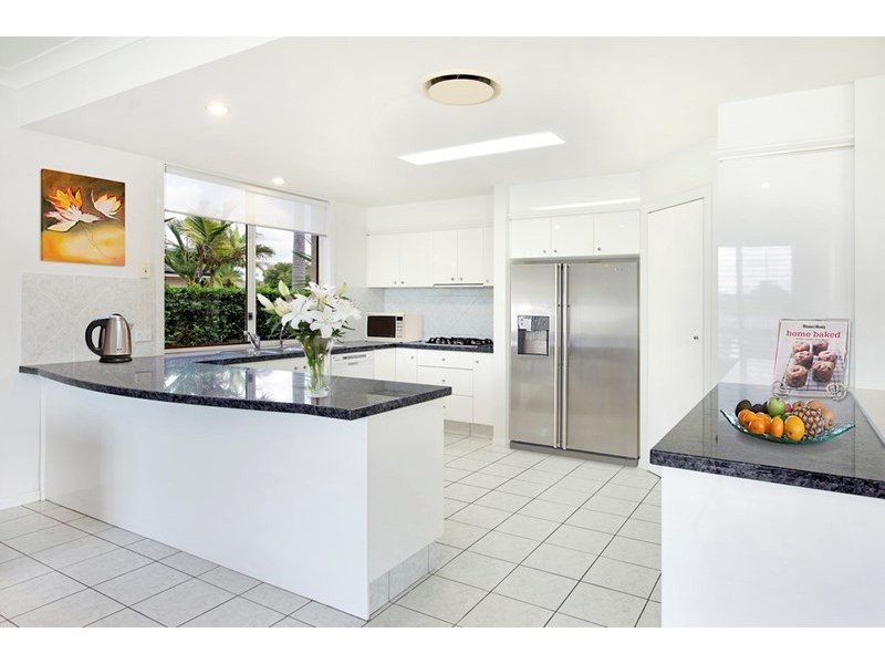 2A Kim Court, Helensvale QLD 4212