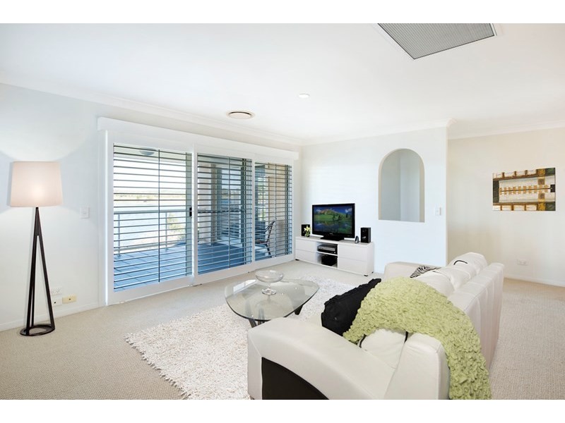 2A Kim Court, Helensvale QLD 4212