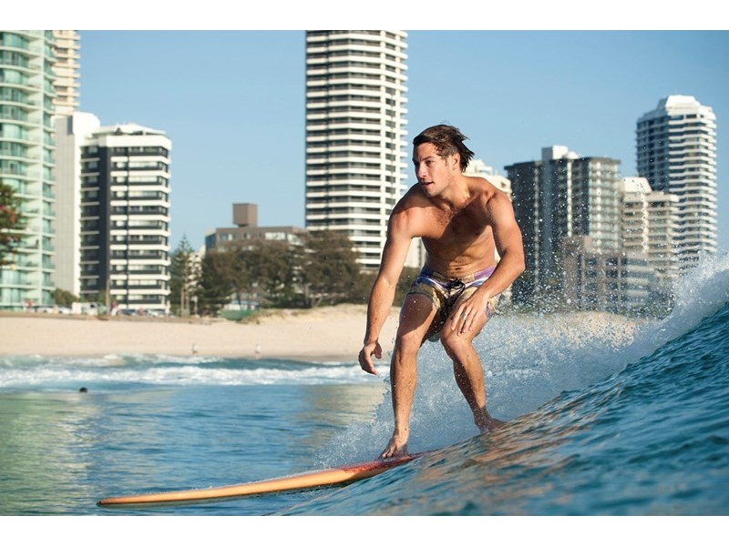 59 Pacific Street, Main Beach QLD 4217