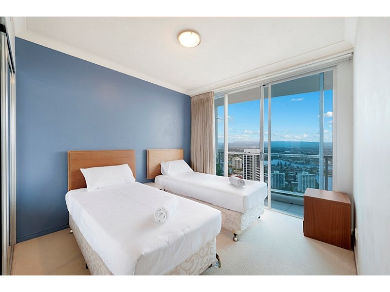 23 Ferny Avenue, Surfers Paradise QLD 4217