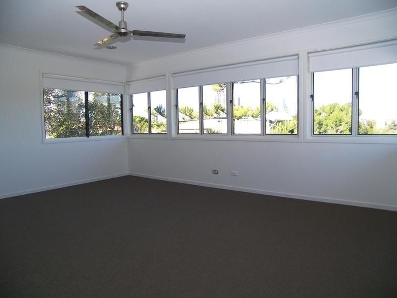Main Beach QLD 4217