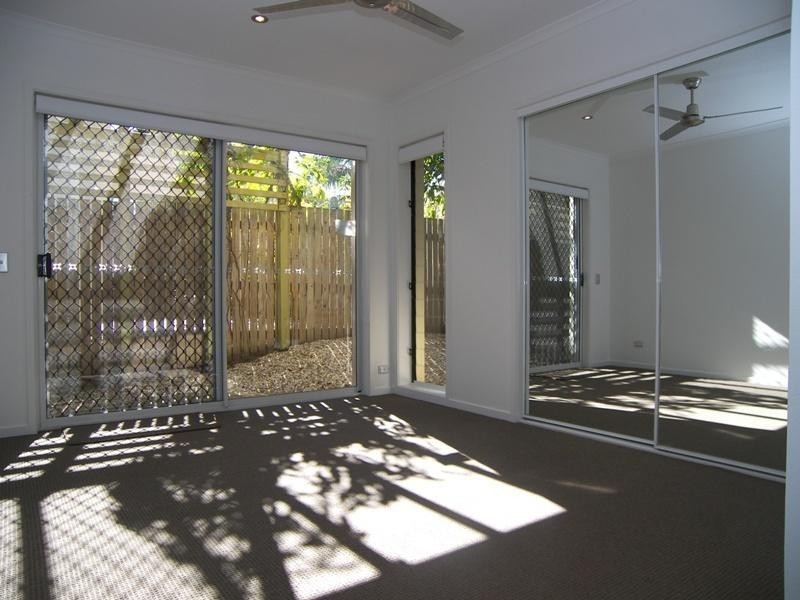 Main Beach QLD 4217