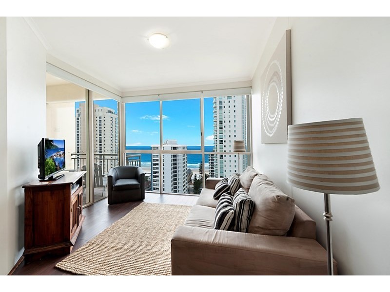 46 Pacific Street, Main Beach QLD 4217