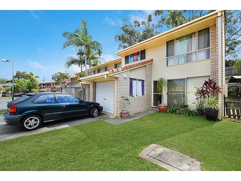 73 ‘Currawong Heights’ 5 Greenlands Drive, Varsity Lakes QLD 4227