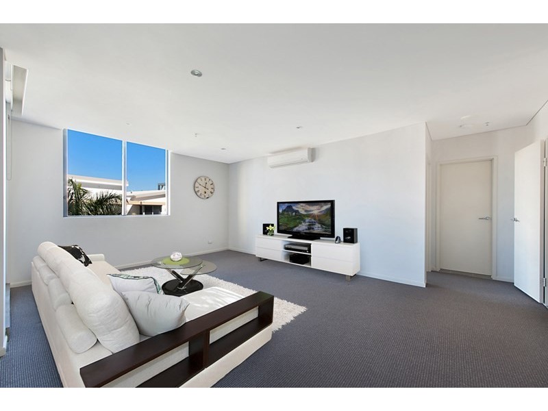 1 Aqua Street, Southport QLD 4215