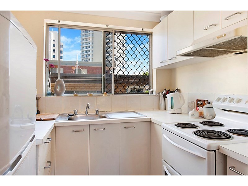 14/33 Cypress Avenue, Surfers Paradise QLD 4217
