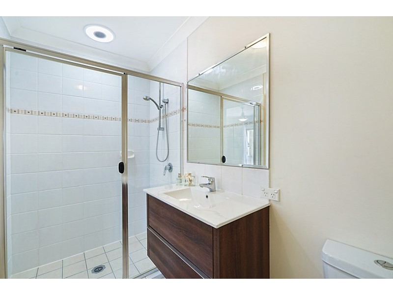 17 Lather Street, Southport QLD 4215