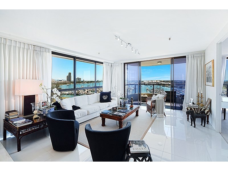 14 Macarthur Parade, Main Beach QLD 4217