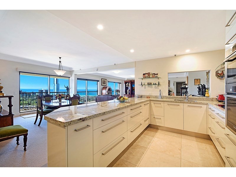 2 Admiralty Drive, Surfers Paradise QLD 4217