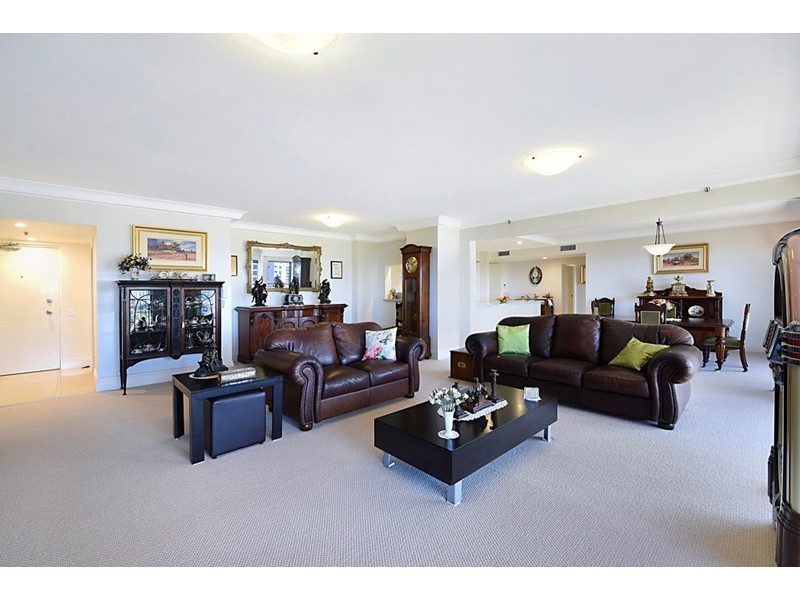 2 Admiralty Drive, Surfers Paradise QLD 4217
