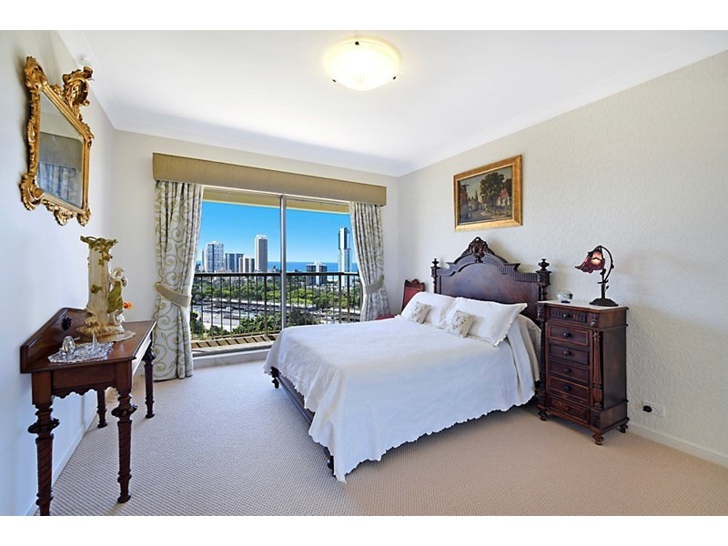 2 Admiralty Drive, Surfers Paradise QLD 4217