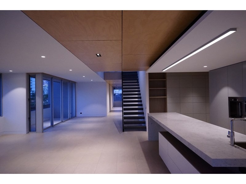 50 Woodroffe Avenue, Main Beach QLD 4217