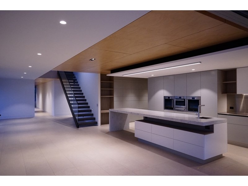 50 Woodroffe Avenue, Main Beach QLD 4217