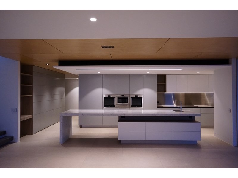 50 Woodroffe Avenue, Main Beach QLD 4217