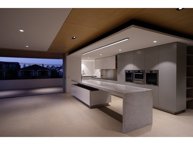 50 Woodroffe Avenue, Main Beach QLD 4217