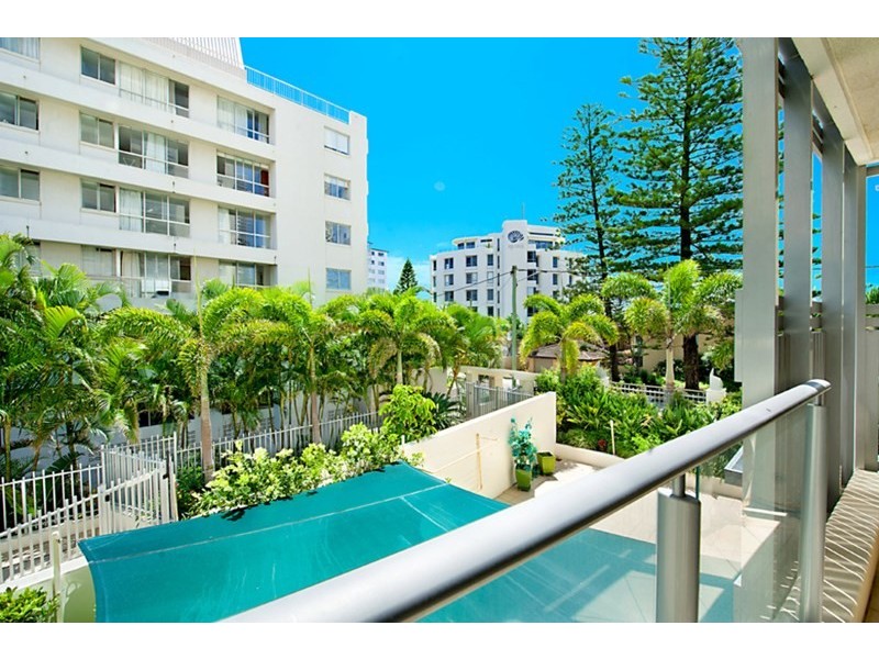 30 Garfield Terrace, Surfers Paradise QLD 4217